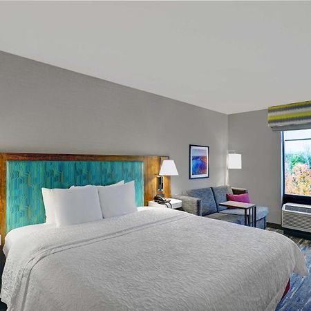 Hampton Inn Utica Zewnętrze zdjęcie