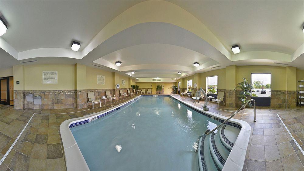 Hampton Inn Utica Zewnętrze zdjęcie