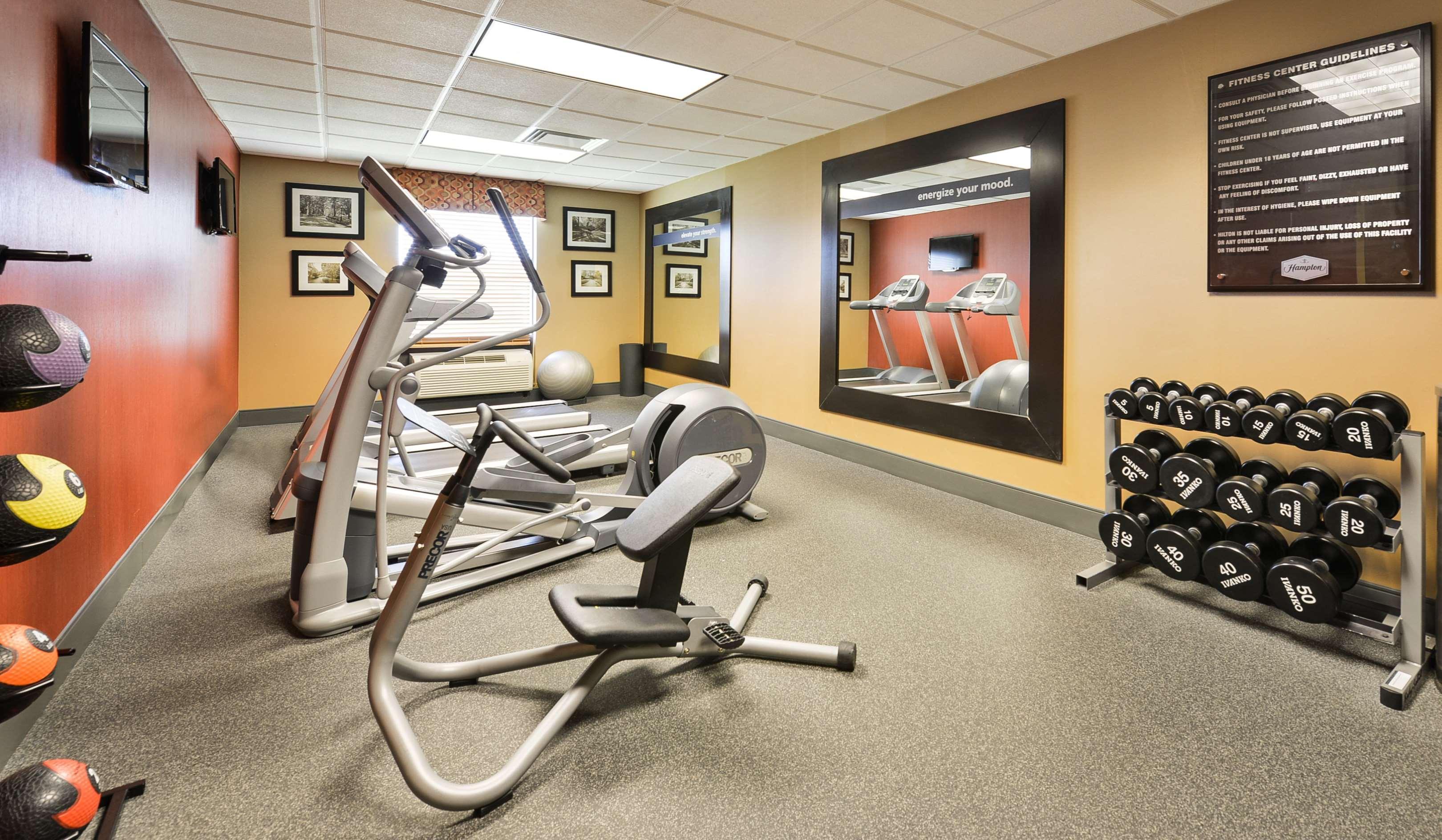 Hampton Inn Utica Zewnętrze zdjęcie