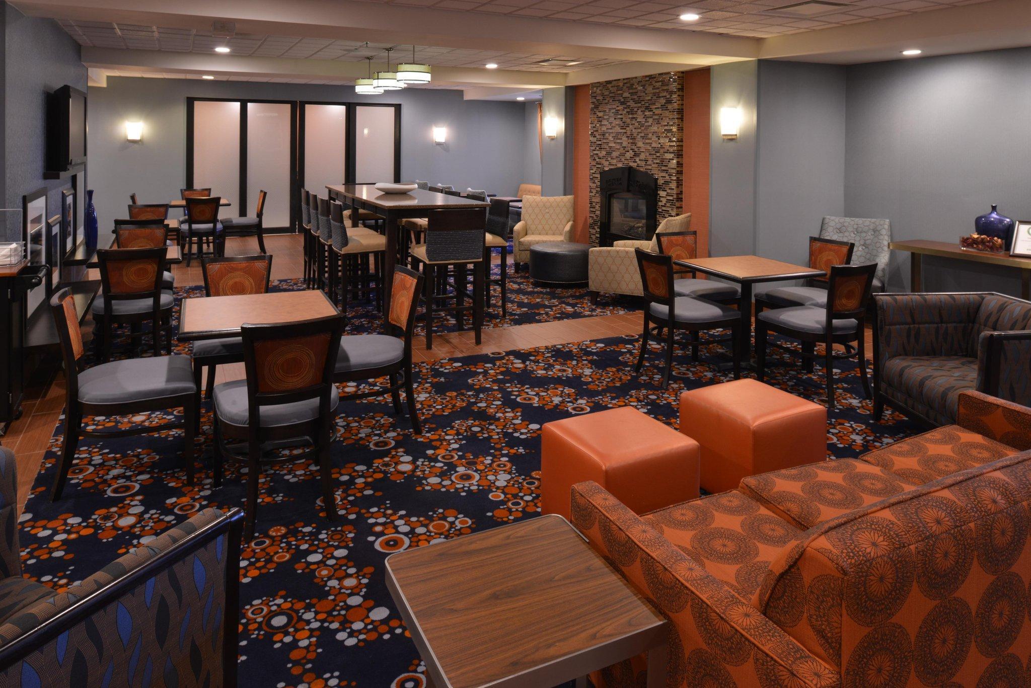 Hampton Inn Utica Zewnętrze zdjęcie