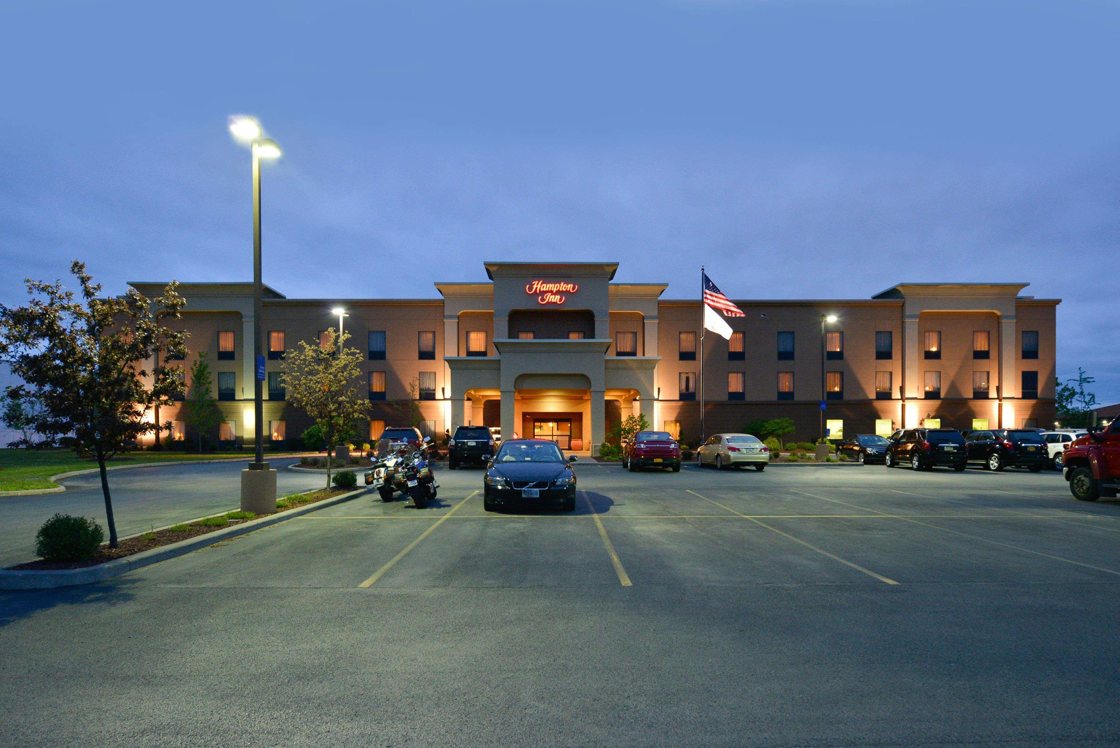 Hampton Inn Utica Zewnętrze zdjęcie