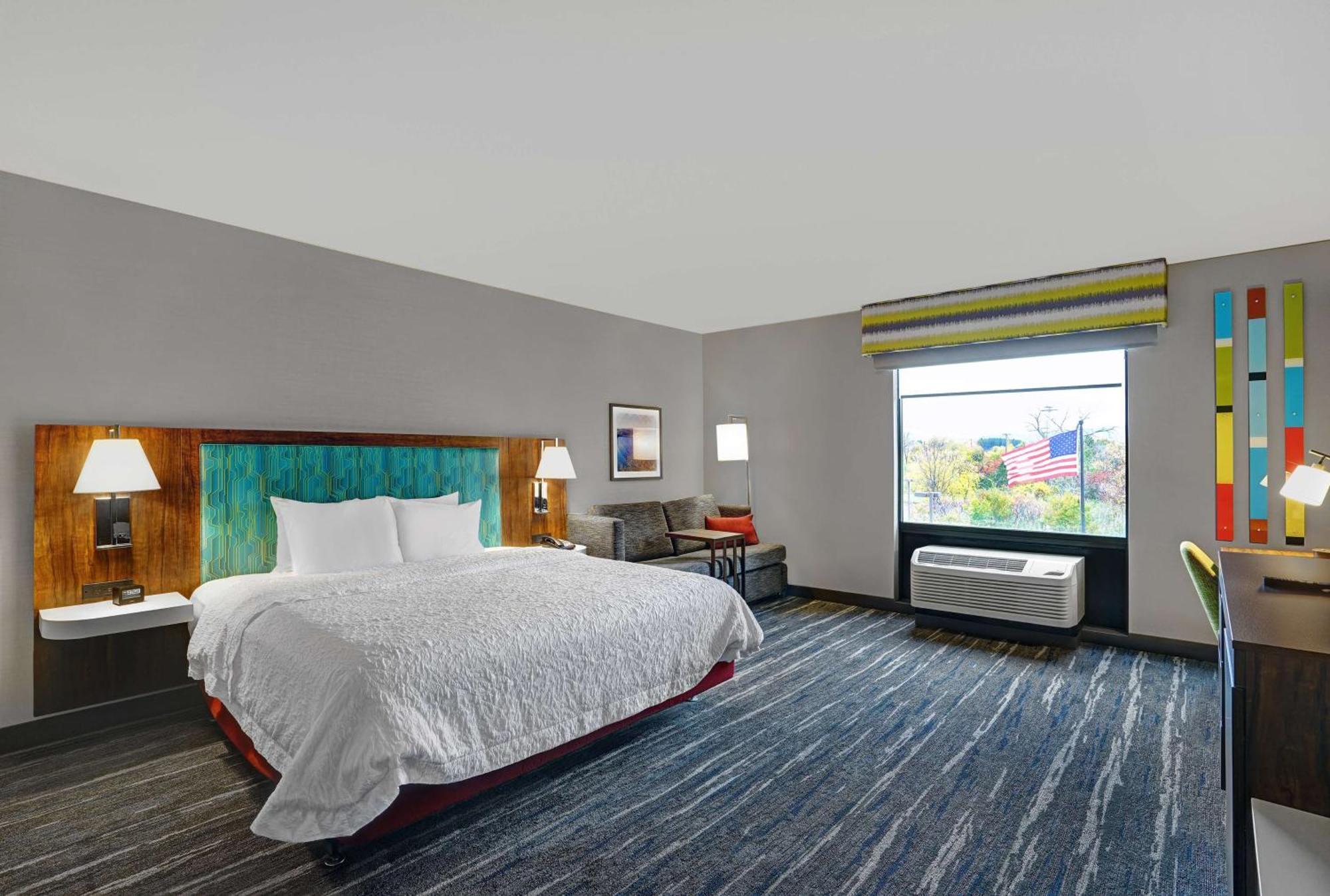Hampton Inn Utica Zewnętrze zdjęcie