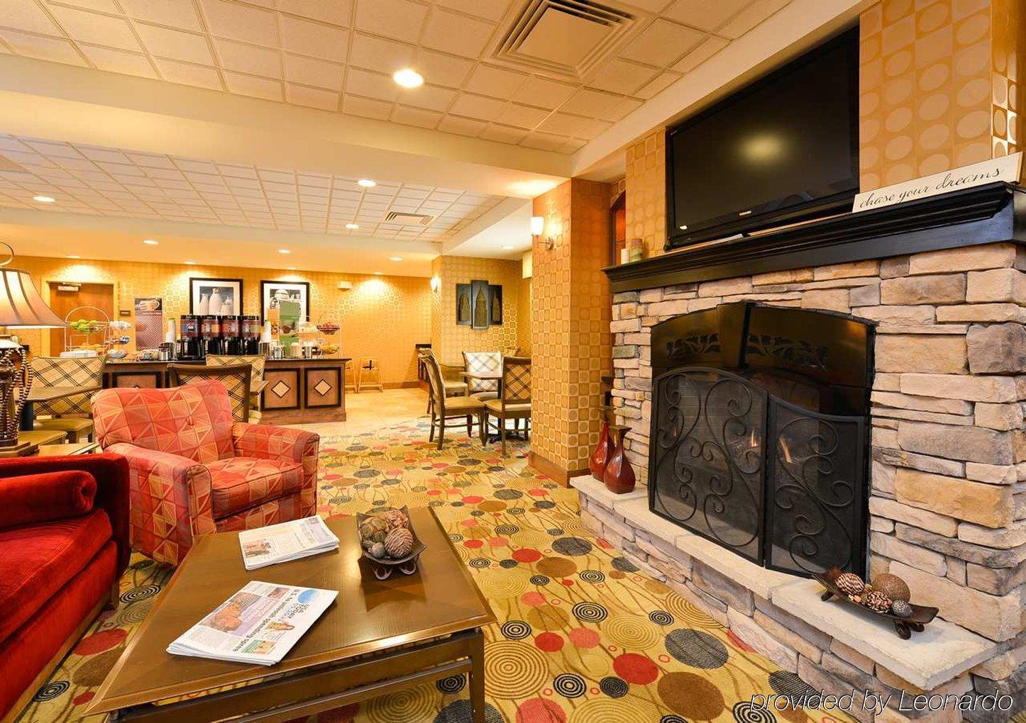 Hampton Inn Utica Zewnętrze zdjęcie