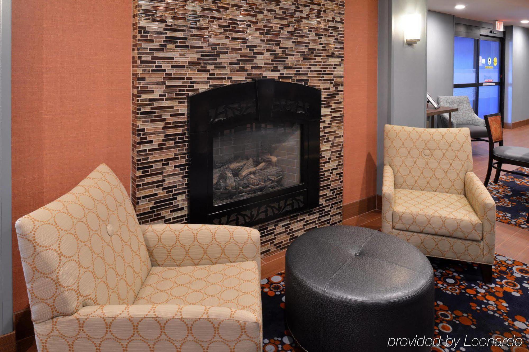 Hampton Inn Utica Zewnętrze zdjęcie