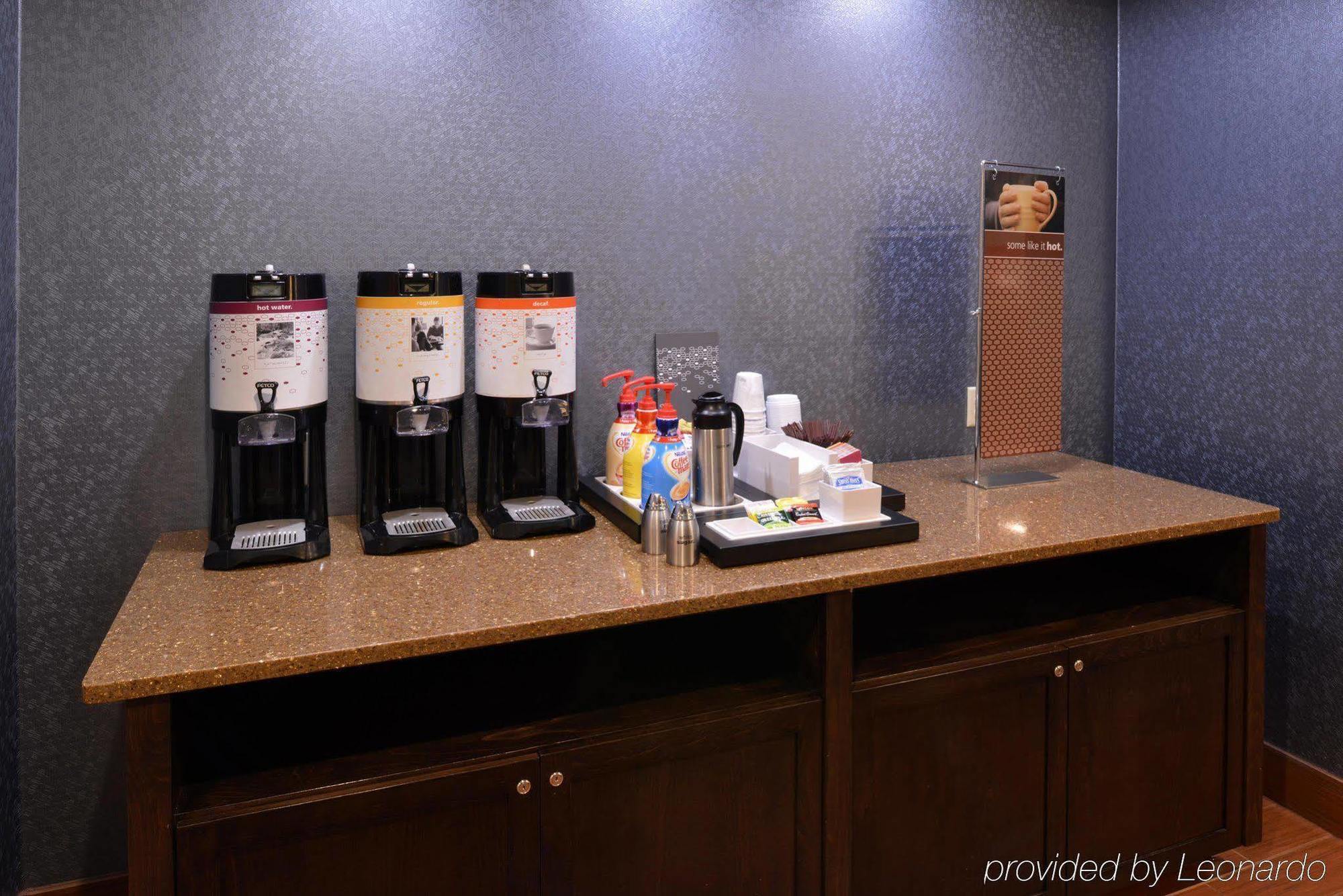 Hampton Inn Utica Zewnętrze zdjęcie