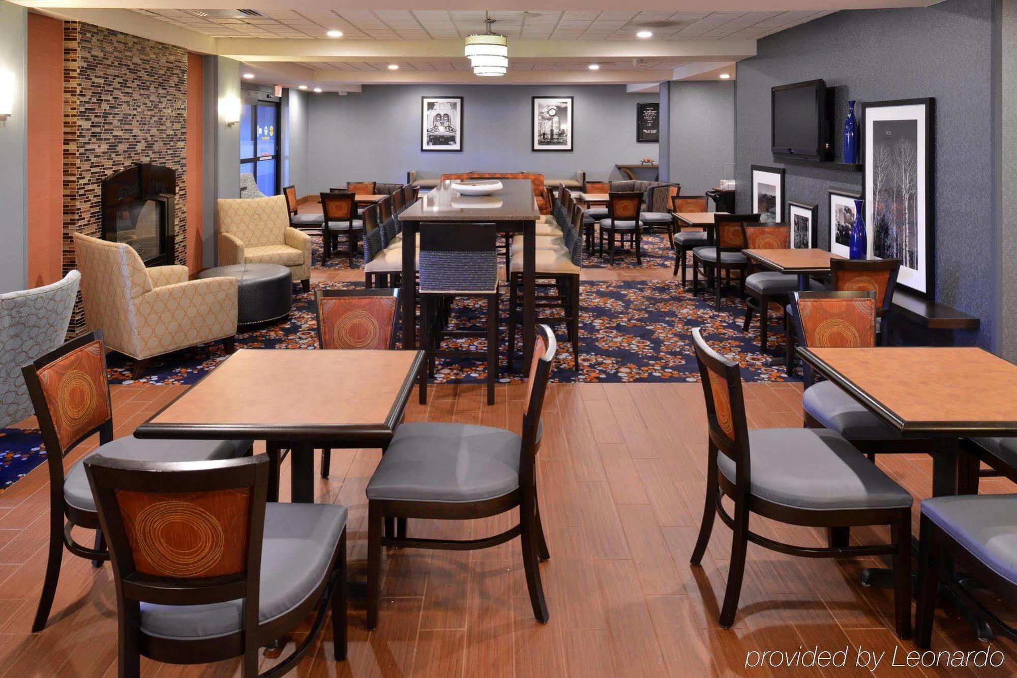 Hampton Inn Utica Zewnętrze zdjęcie