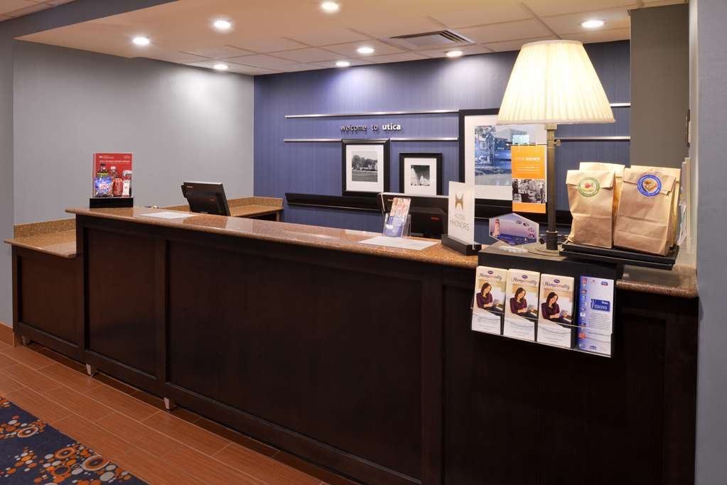 Hampton Inn Utica Wnętrze zdjęcie